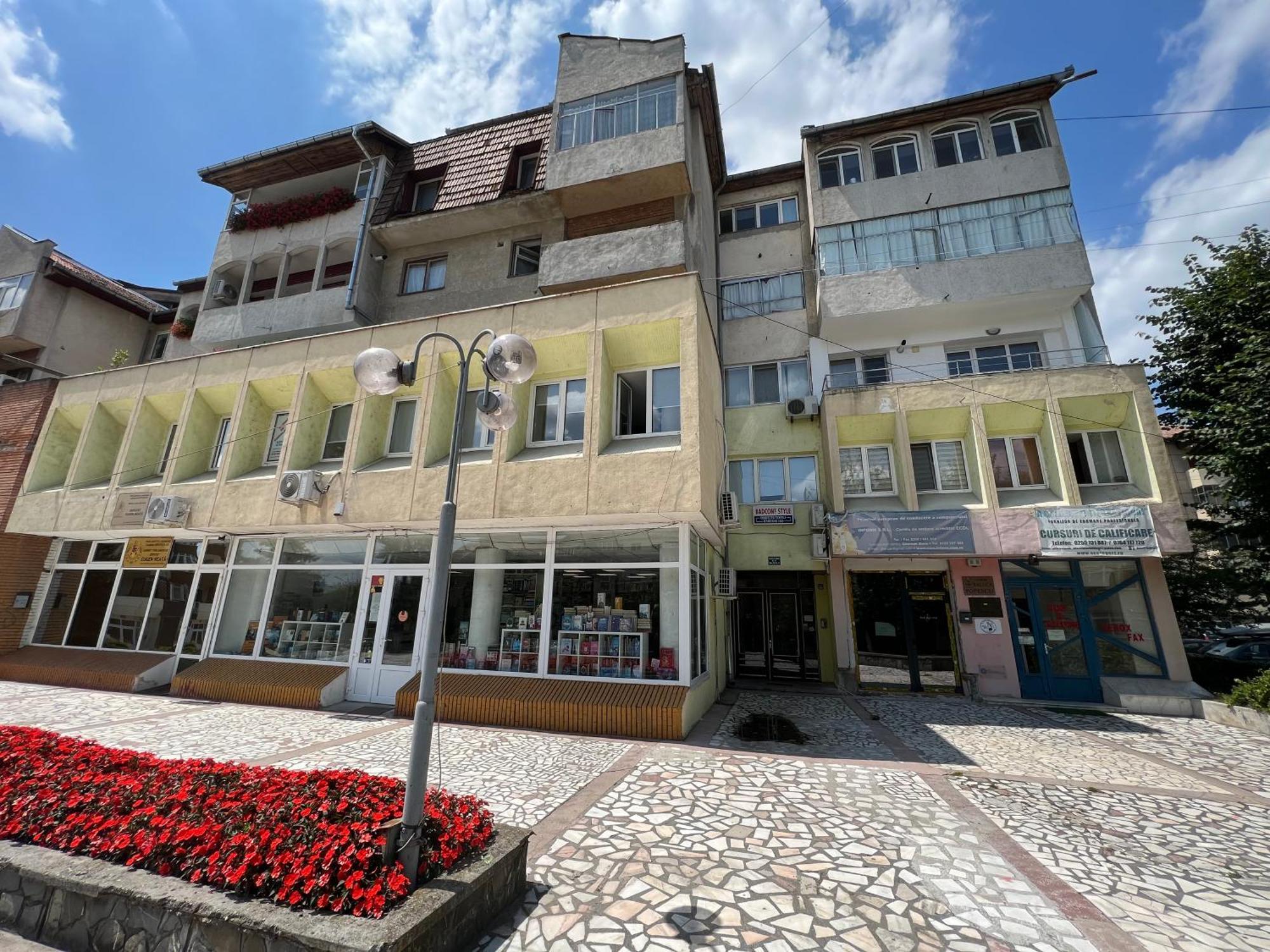 Apartament Centru Ramnicu Valcea Ngoại thất bức ảnh