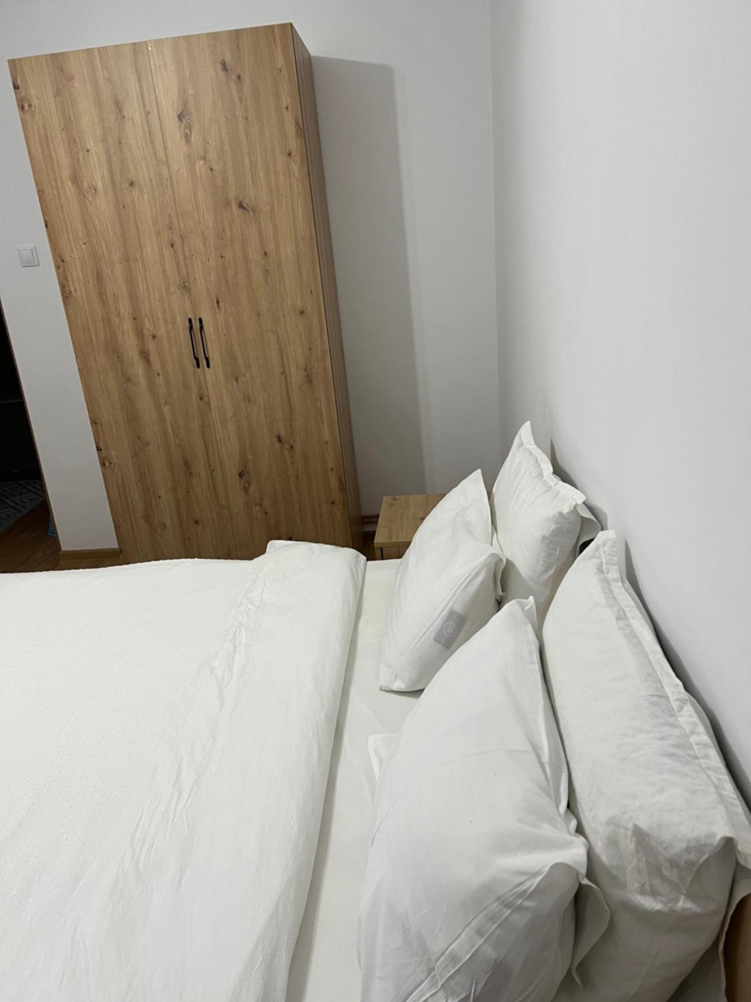 Apartament Centru Ramnicu Valcea Ngoại thất bức ảnh